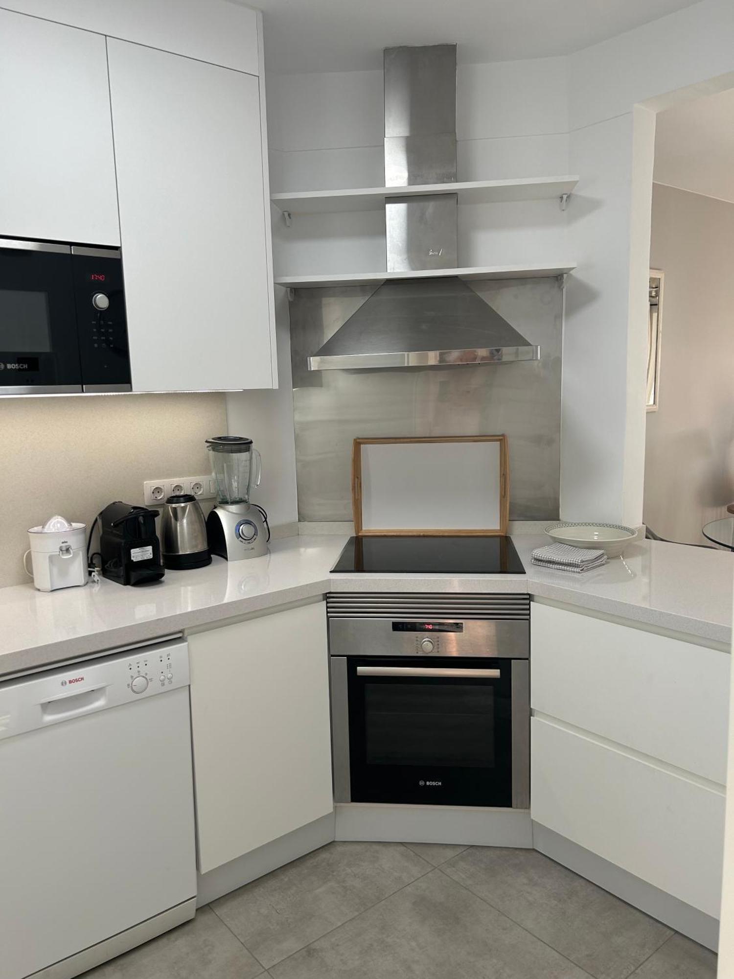 Playa Del Duque-Amazing Views 2 Bedroom Адехе Екстериор снимка