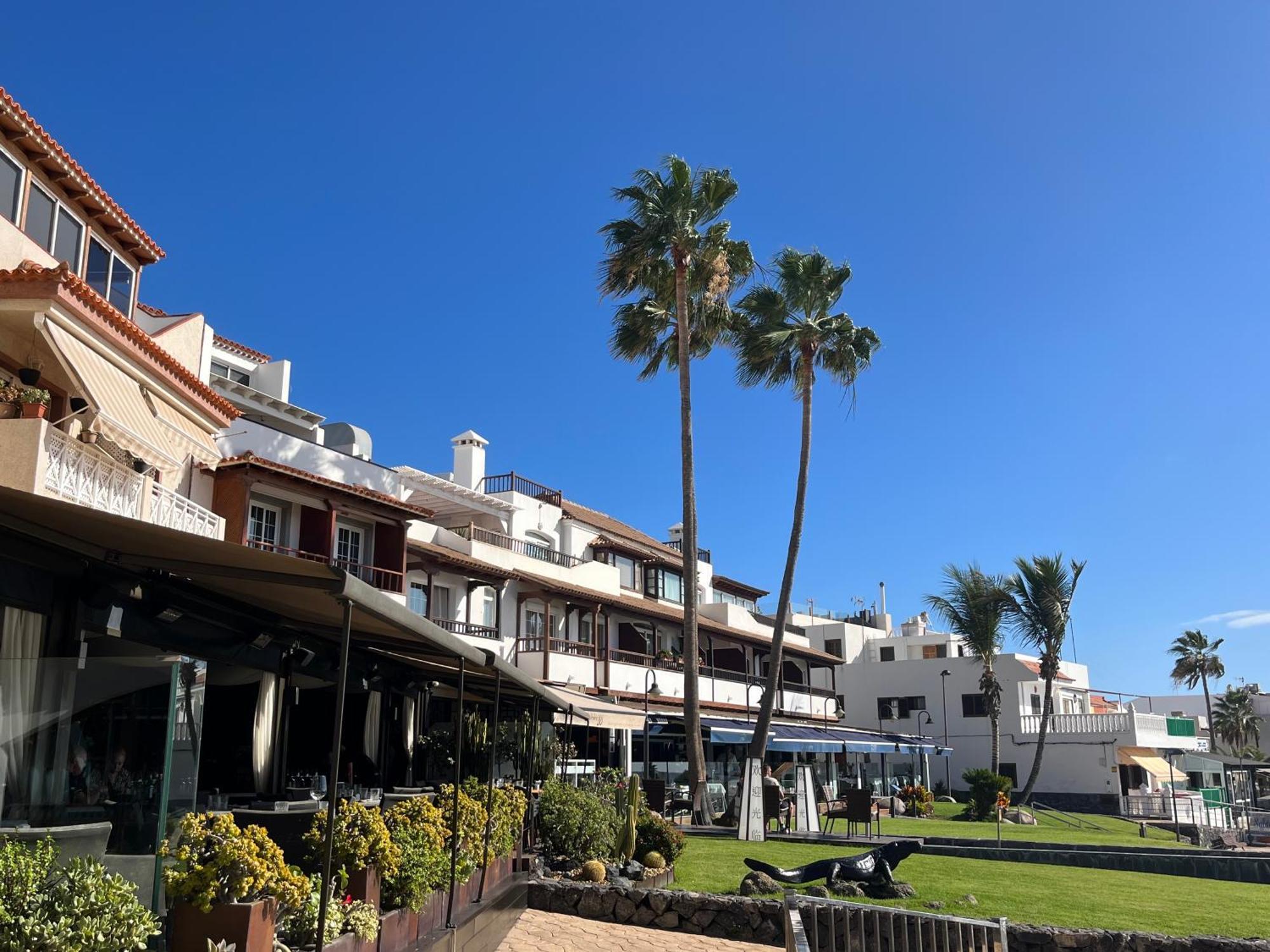 Playa Del Duque-Amazing Views 2 Bedroom Адехе Екстериор снимка