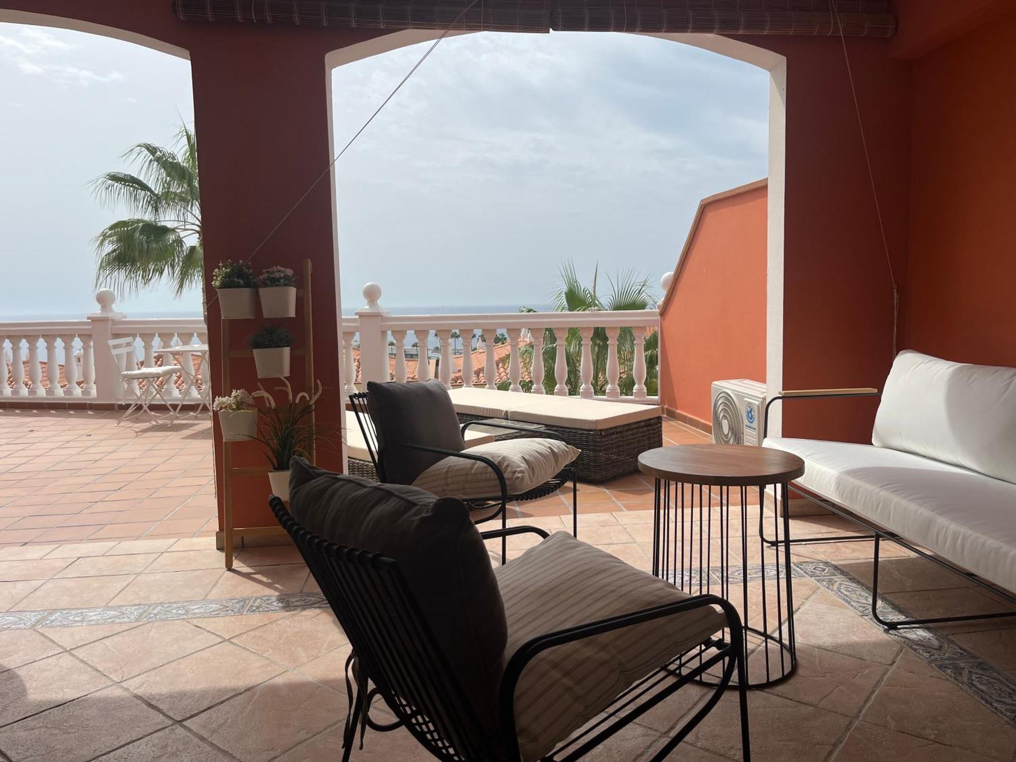 Playa Del Duque-Amazing Views 2 Bedroom Адехе Екстериор снимка